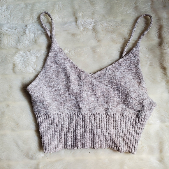 Cropped knitted tank top - Picture 1 of 2